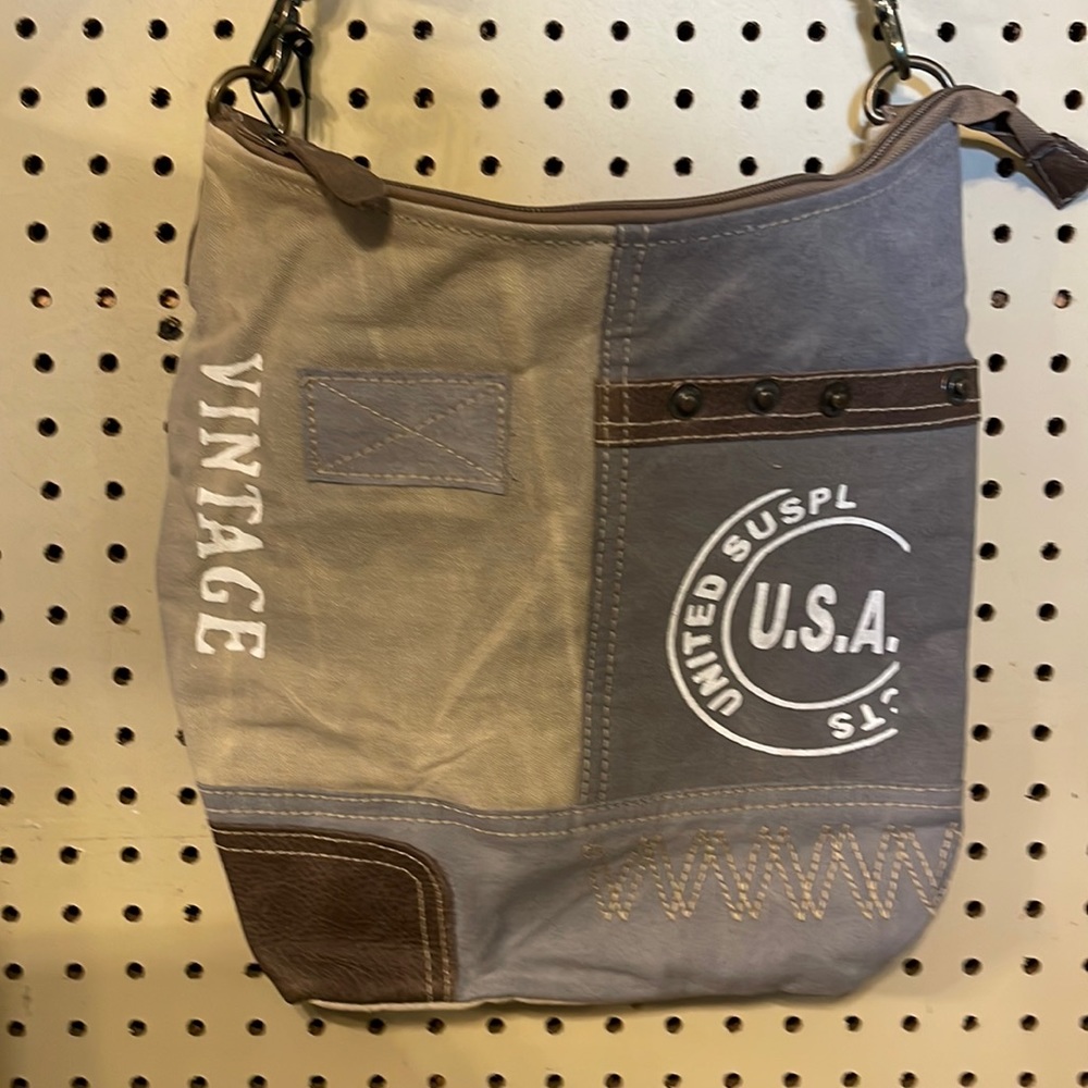 Myra bag